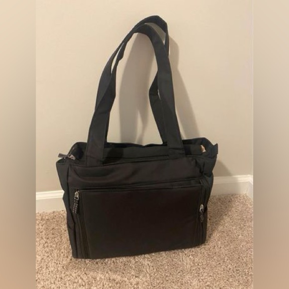 Medela Breast Pump Bag With BRAND NEW BREAST PUMP NEVER USED